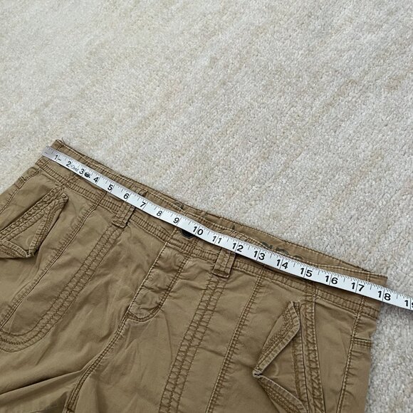3 for $6 Calvin Klein Jeans Tan Crop Cargo Pants - Picture 8 of 12